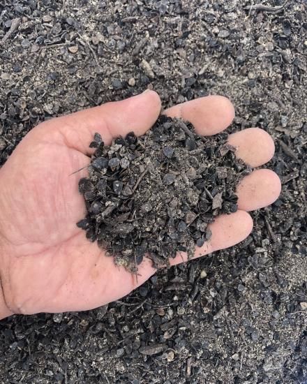 【土のリサイクル用　発酵腐葉土】 1 リットル　エディブルフラワー、ハーブの土の再利用に！ 3